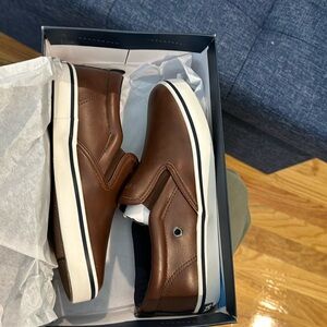 Brand new nautica boy’s shoes size 2